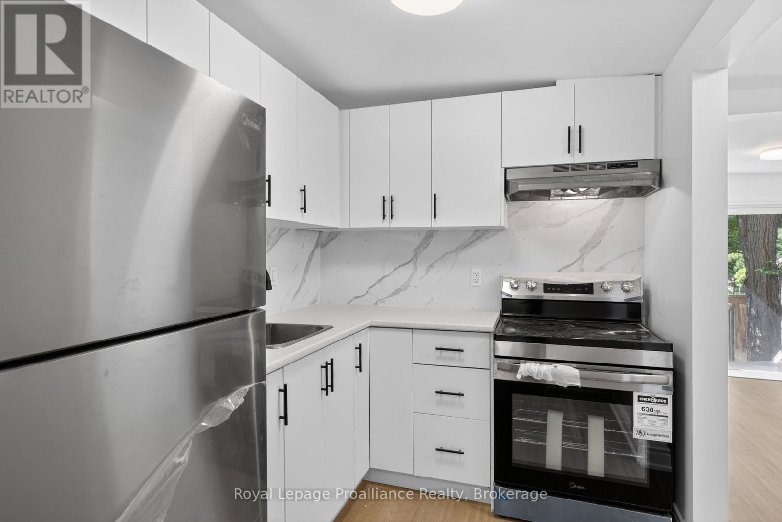 3 - 171 Hazlitt Street, Peterborough, Ontario  K9H 1L8 - Photo 4 - X13460420