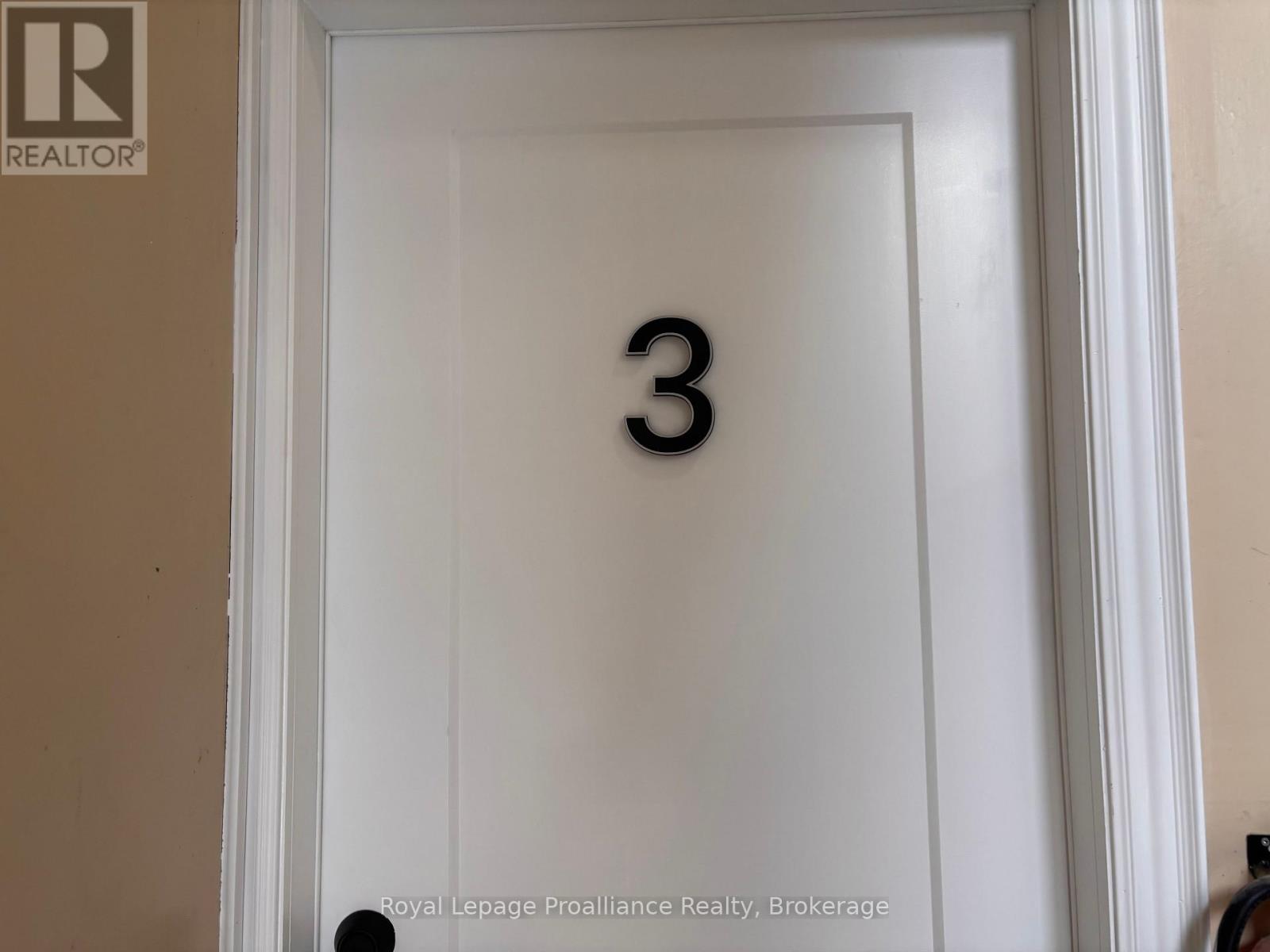 3 - 169 Hazlitt Street, Peterborough, Ontario  K9H 1L8 - Photo 2 - X13460426