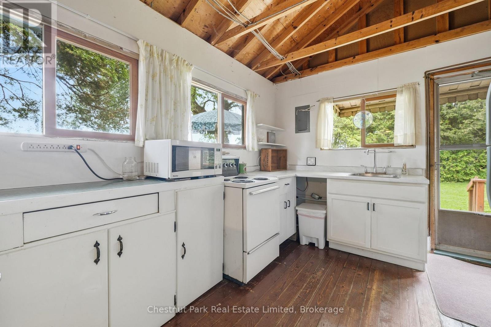 22 Bongards Lane, Prince Edward County, Ontario  K0K 2T0 - Photo 5 - X13460530