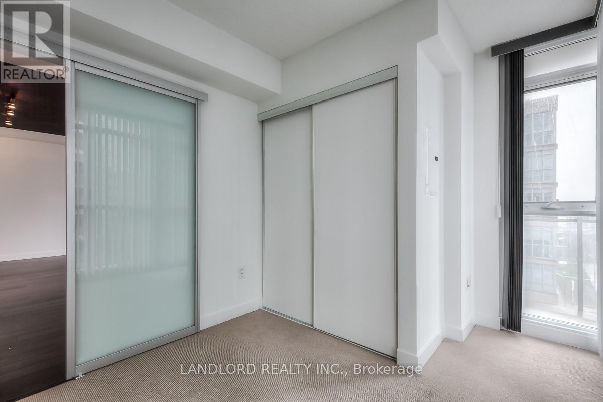 836 - 15 Iceboat Terrace, Toronto, Ontario M5V 4A5 - Photo 13 - C13458606