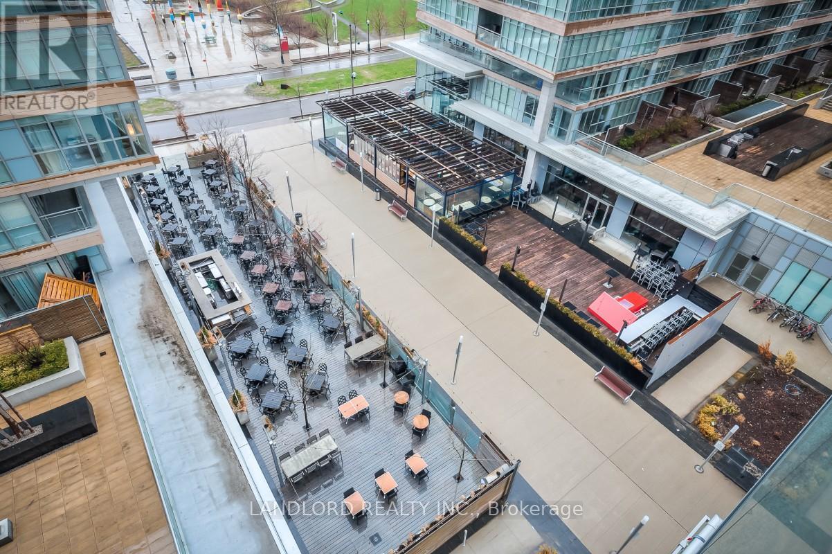 836 - 15 Iceboat Terrace, Toronto, Ontario M5V 4A5 - Photo 19 - C13458606