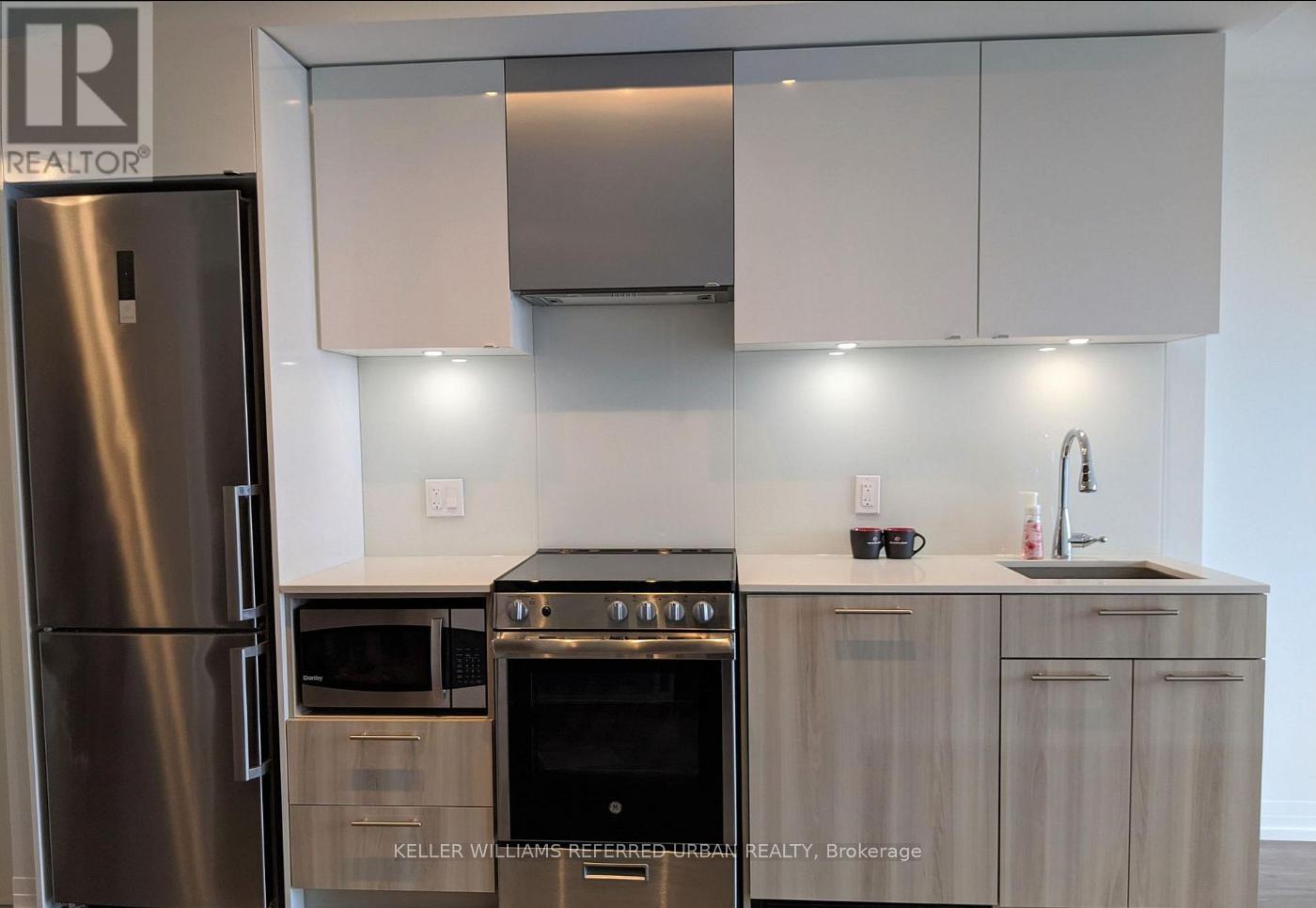 4702 - 251 Jarvis Street E, Toronto, Ontario  M5B 2C2 - Photo 2 - C13458630