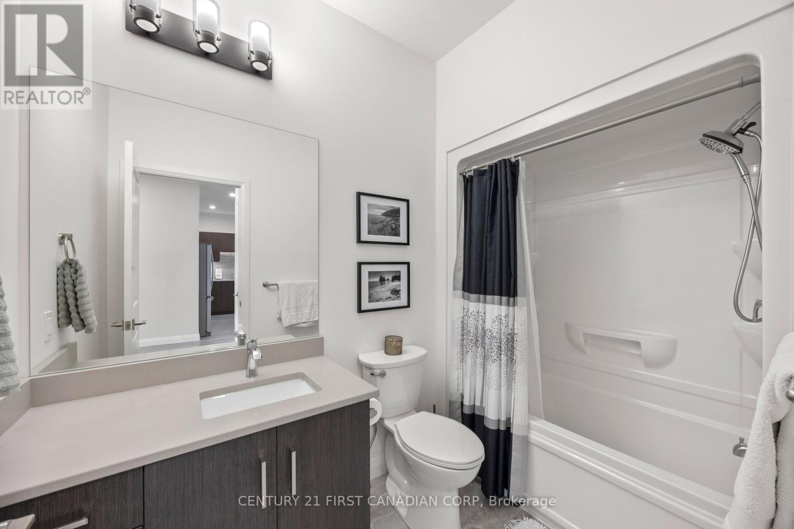100 Rowe Avenue, South Huron, Ontario  N0M 1S1 - Photo 29 - X13460398