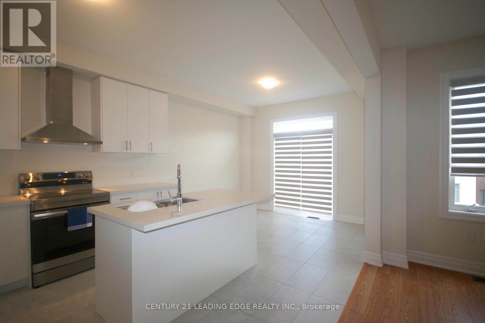 39 Ed Ewert Avenue, Clarington, Ontario L1B 1G9 - Photo 10 - E13458534