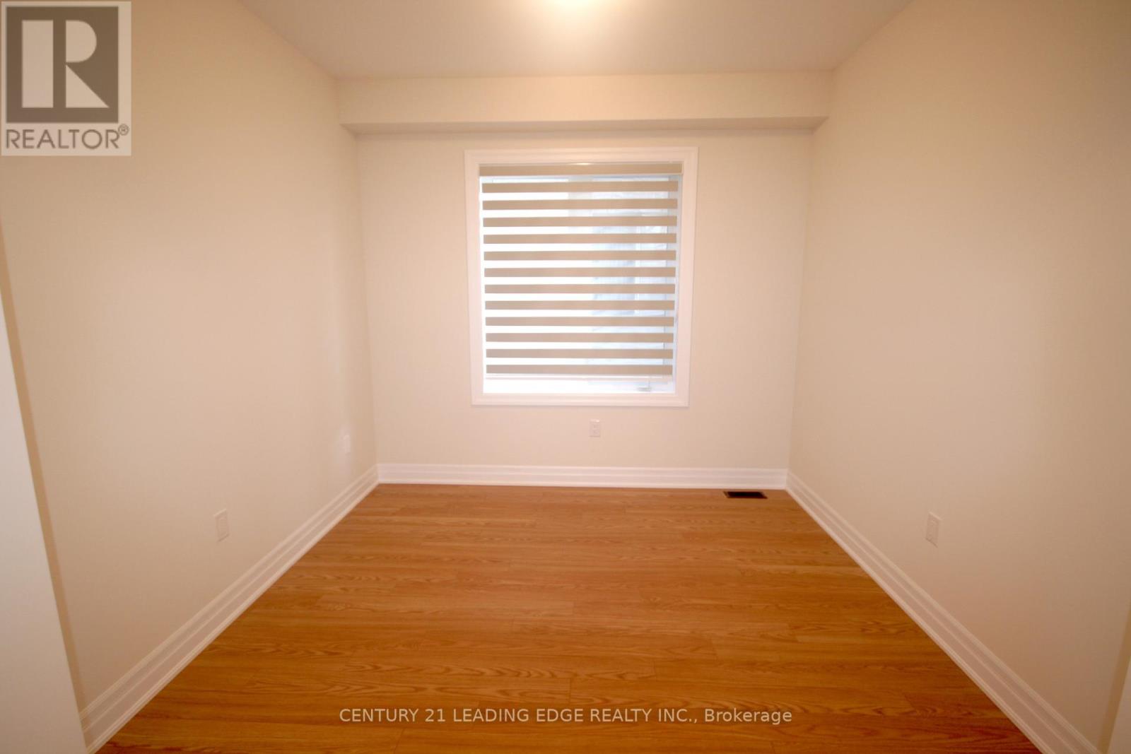 39 Ed Ewert Avenue, Clarington, Ontario L1B 1G9 - Photo 5 - E13458534
