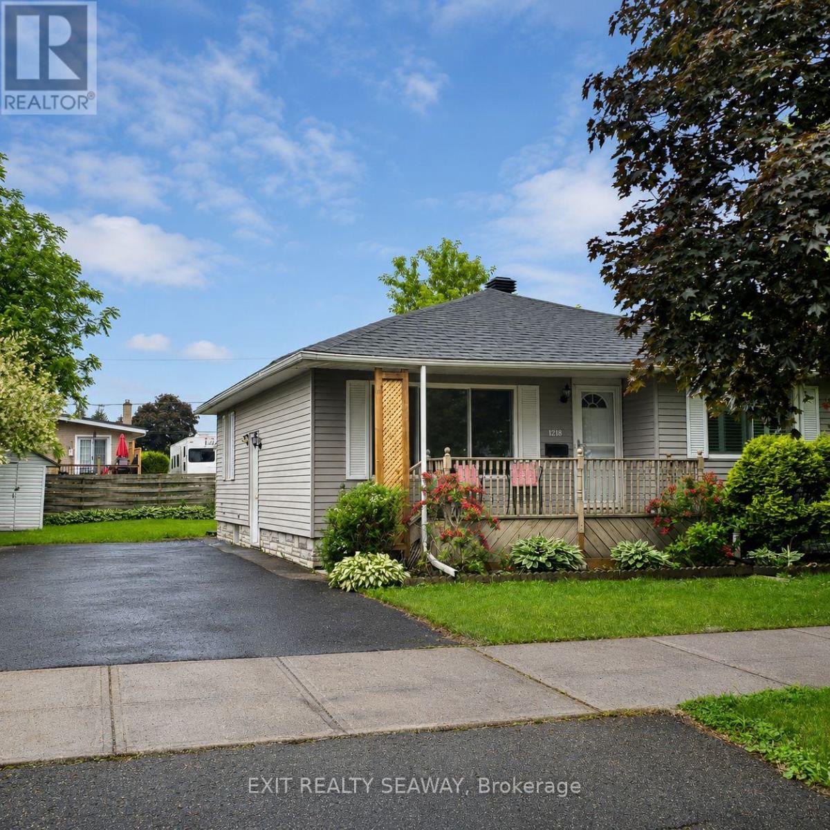 1218 NOTRE DAME STREET, Cornwall, Ontario