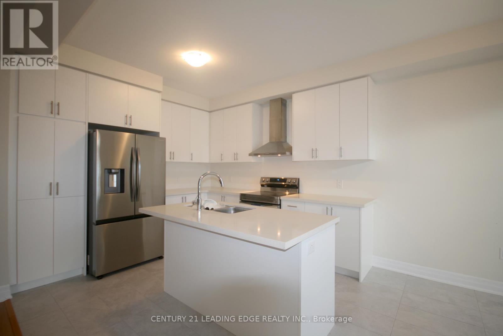 39 Ed Ewert Avenue, Clarington, Ontario L1B 1G9 - Photo 9 - E13458534