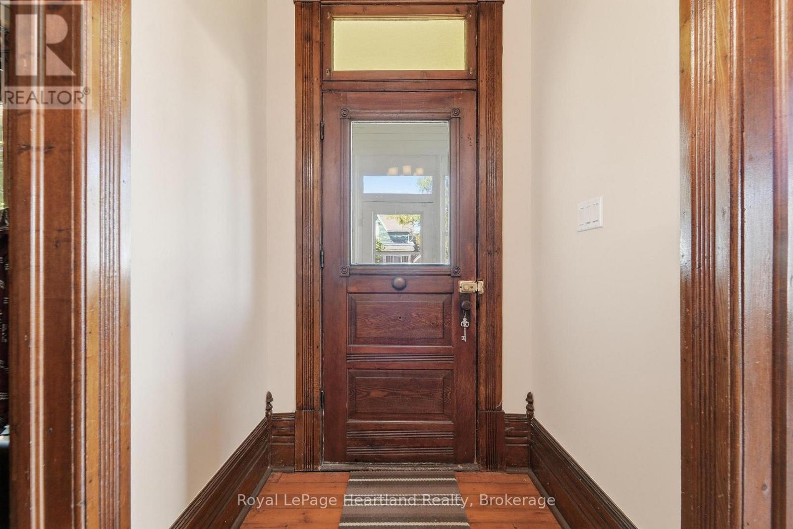 36 Trafalgar Street, Goderich (Goderich (Town)), Ontario  N7A 1T4 - Photo 20 - X13460488