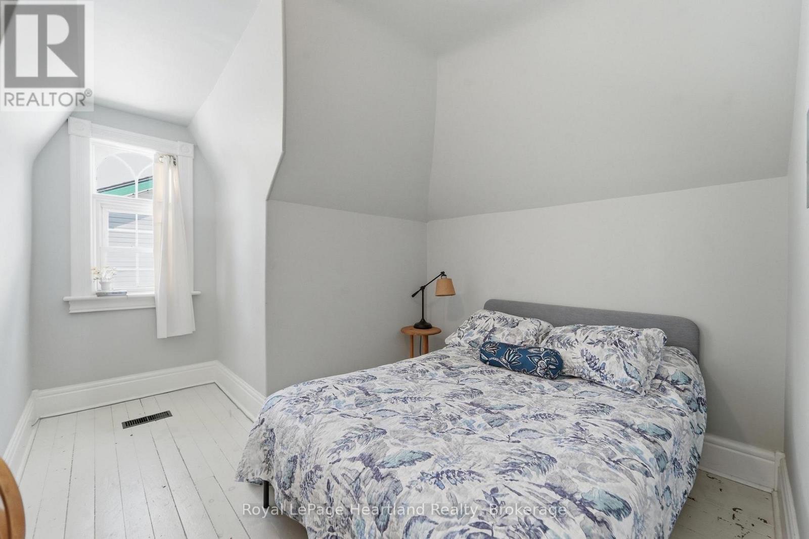 36 Trafalgar Street, Goderich (Goderich (Town)), Ontario  N7A 1T4 - Photo 30 - X13460488