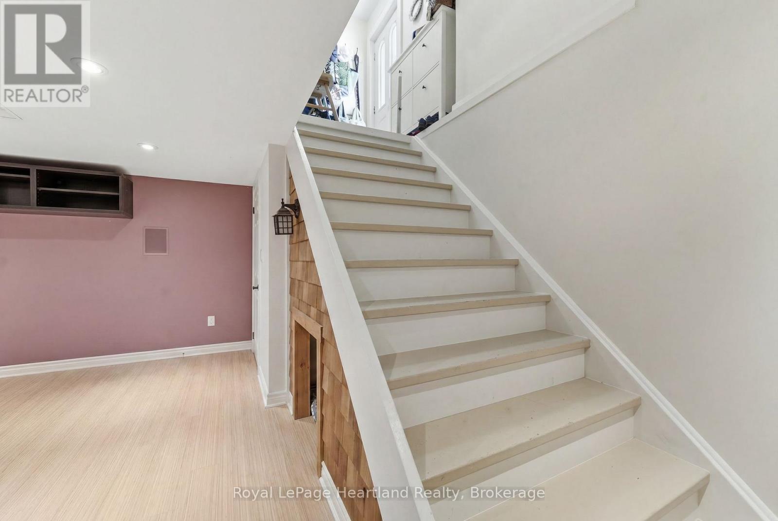 36 Trafalgar Street, Goderich (Goderich (Town)), Ontario  N7A 1T4 - Photo 32 - X13460488