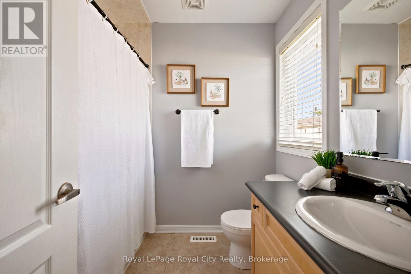 71 Michigan Avenue, Cambridge, Ontario  N3C 0C8 - Photo 28 - X13460680