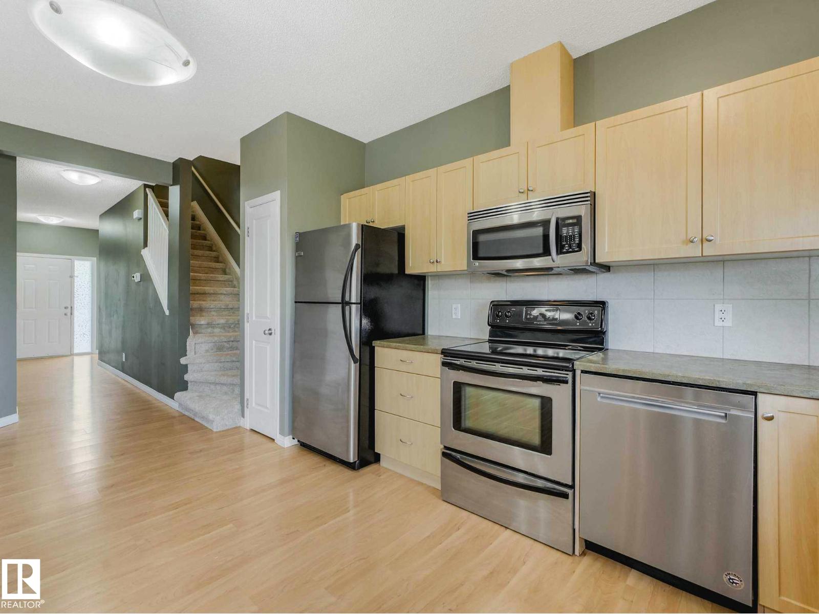 #69 171 Brintnell Bv NW, Edmonton, Alberta  T5Y 0C6 - Photo 8 - E4494275