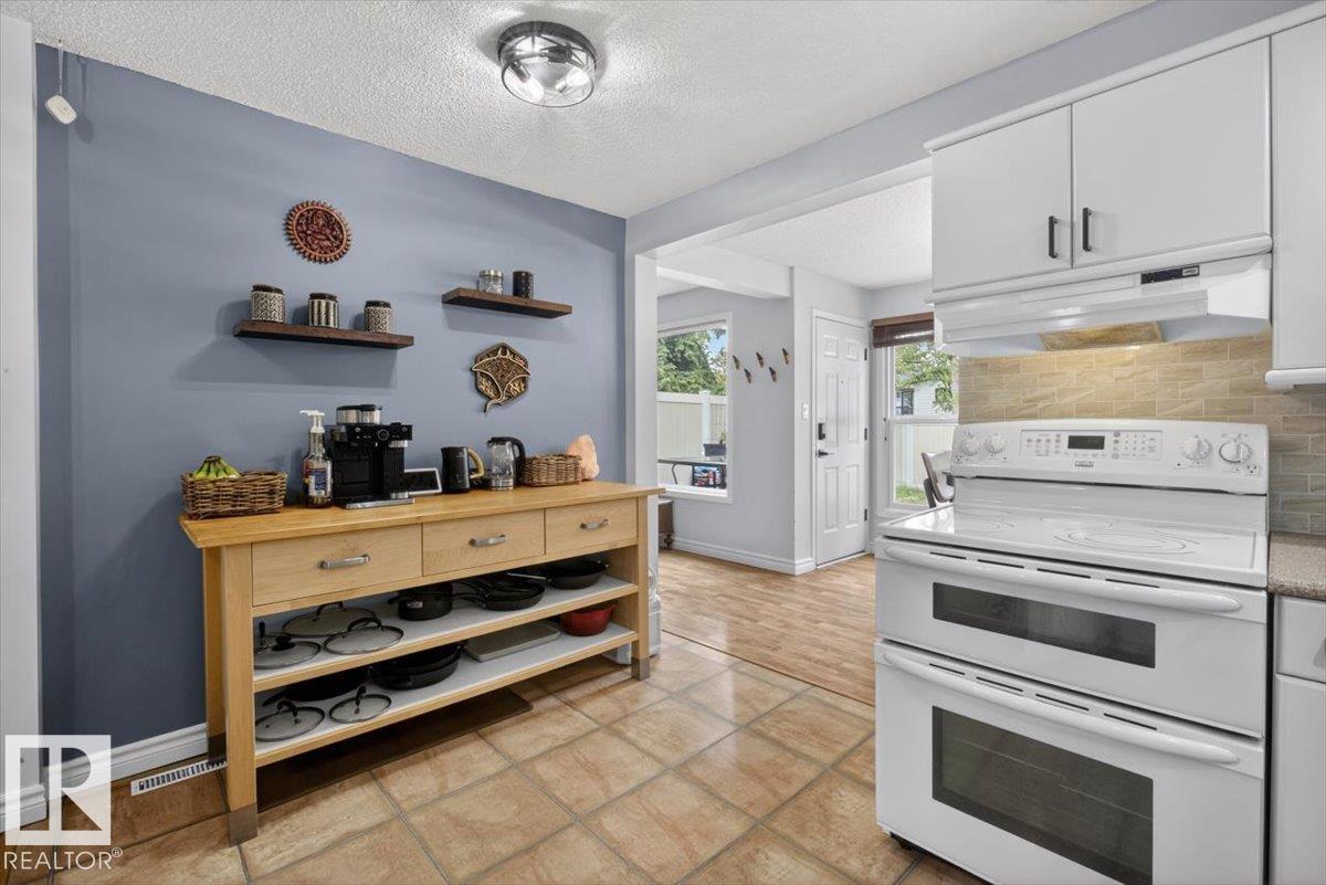 2 Grandview Rg, St. Albert, Alberta  T8N 1T3 - Photo 17 - E4494278