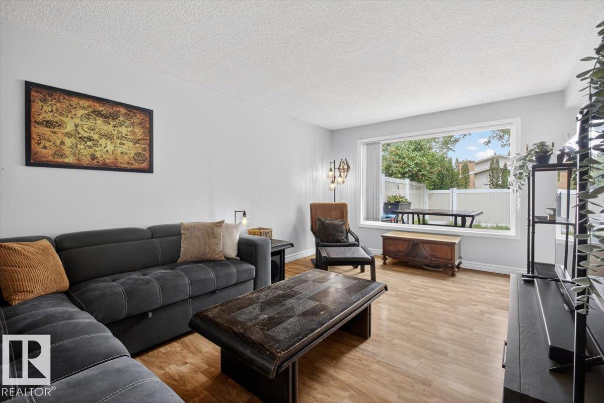 2 Grandview Rg, St. Albert, Alberta  T8N 1T3 - Photo 5 - E4494278