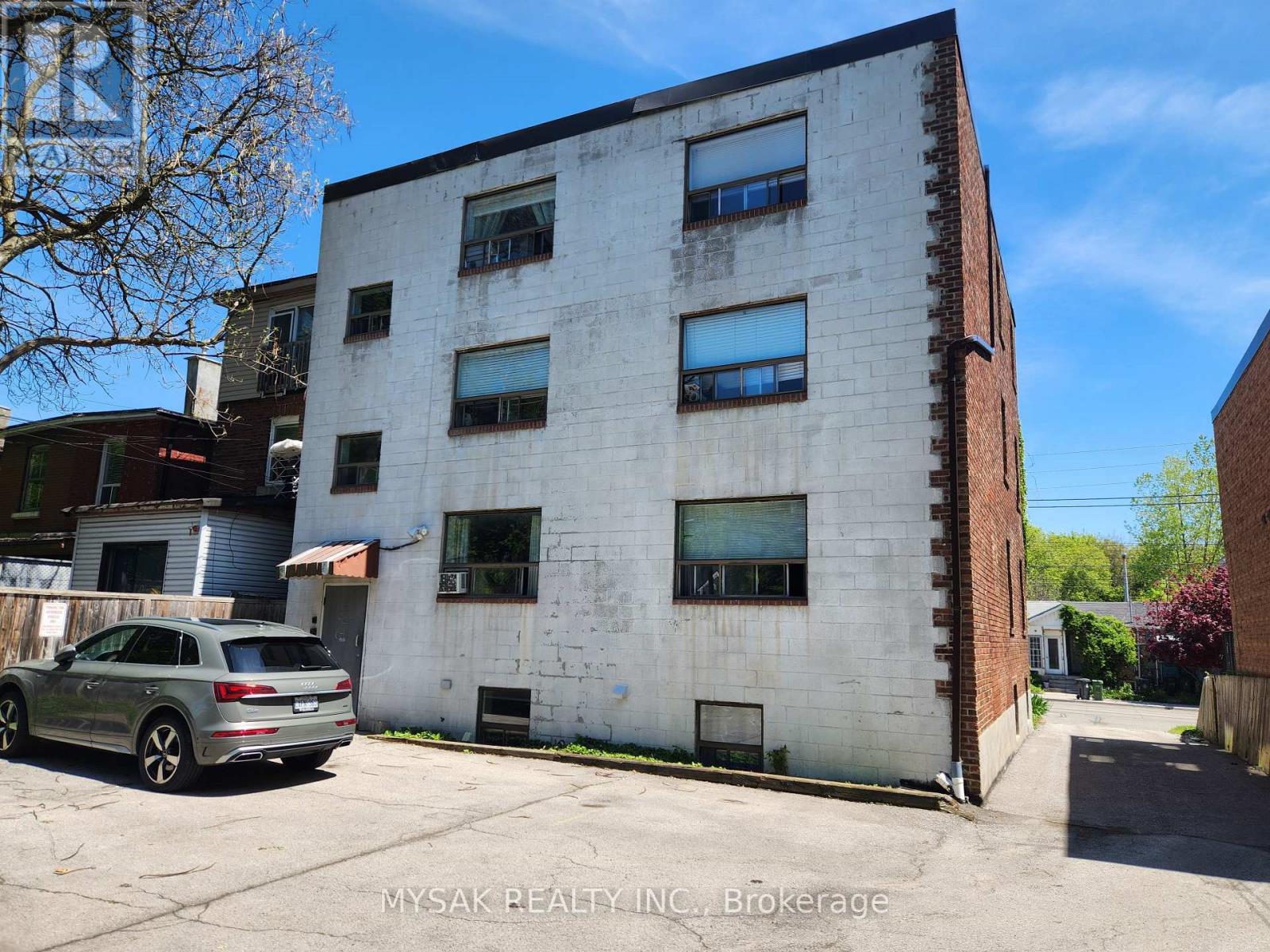 144 Coxwell Avenue, Toronto, Ontario  M4L 3B2 - Photo 18 - E13458682