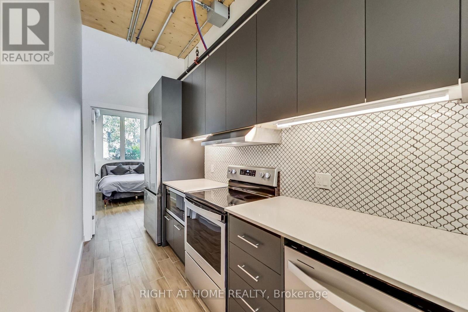 101 - 1602 Queen Street E, Toronto, Ontario  M4L 1G2 - Photo 10 - E13458716