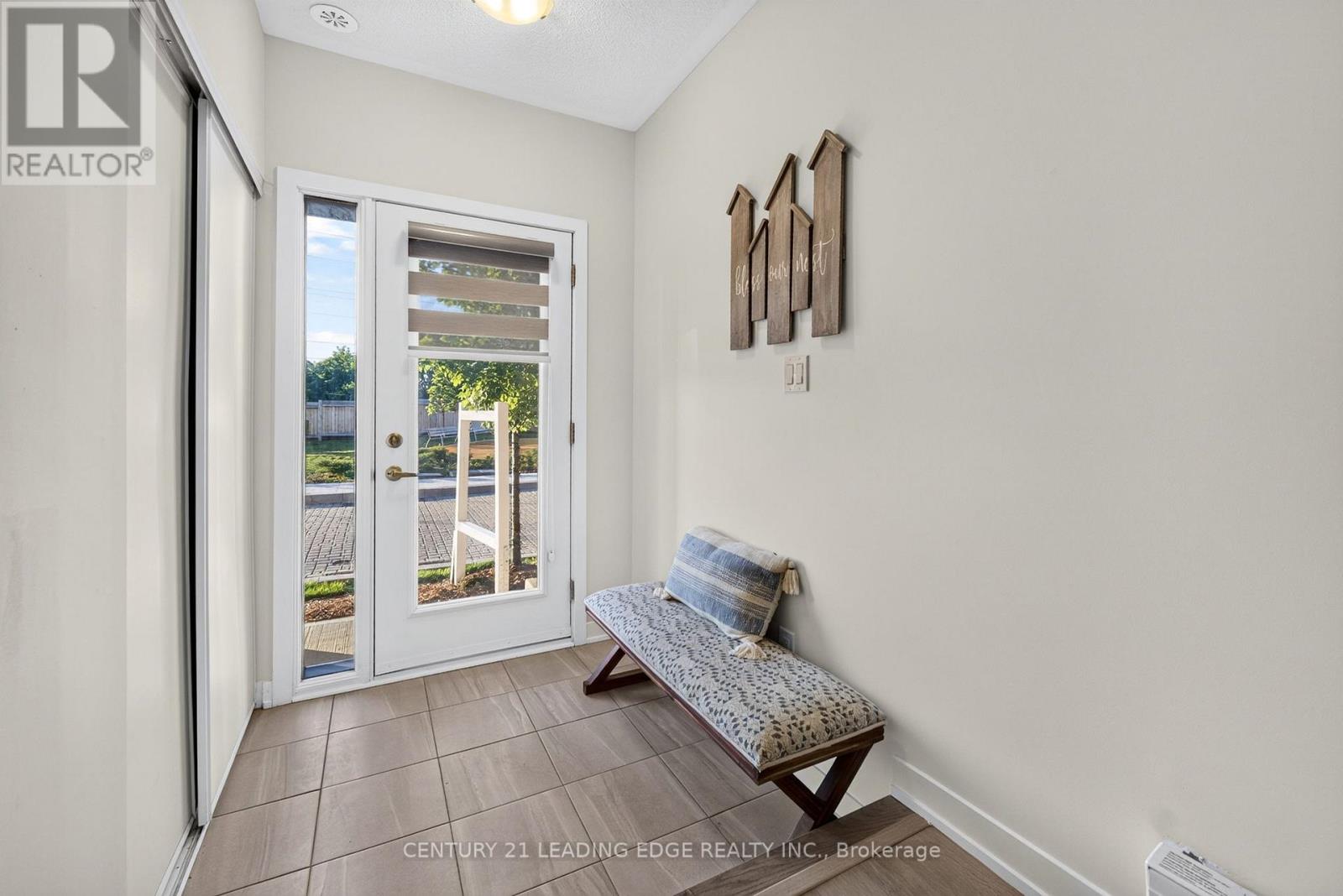 107 - 1865 Pickering Parkway, Pickering, Ontario  L1V 0H2 - Photo 4 - E13458724