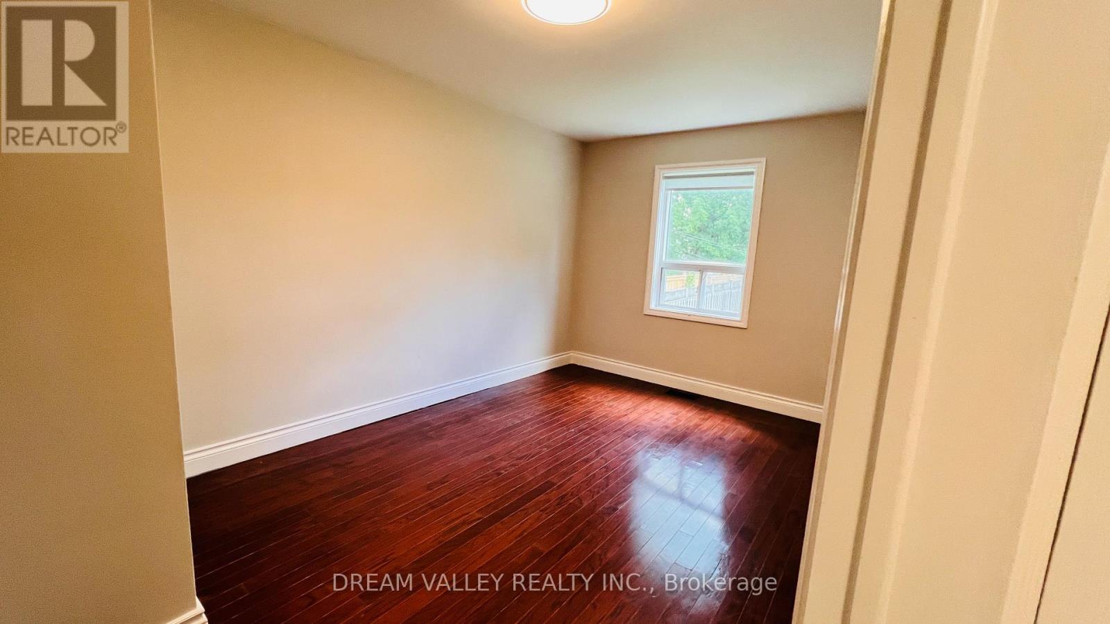 Main - 55 Colonial Avenue, Toronto, Ontario  M1M 2C4 - Photo 14 - E13458730
