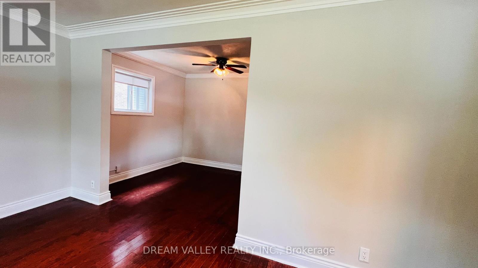 Main - 55 Colonial Avenue, Toronto, Ontario  M1M 2C4 - Photo 11 - E13458730