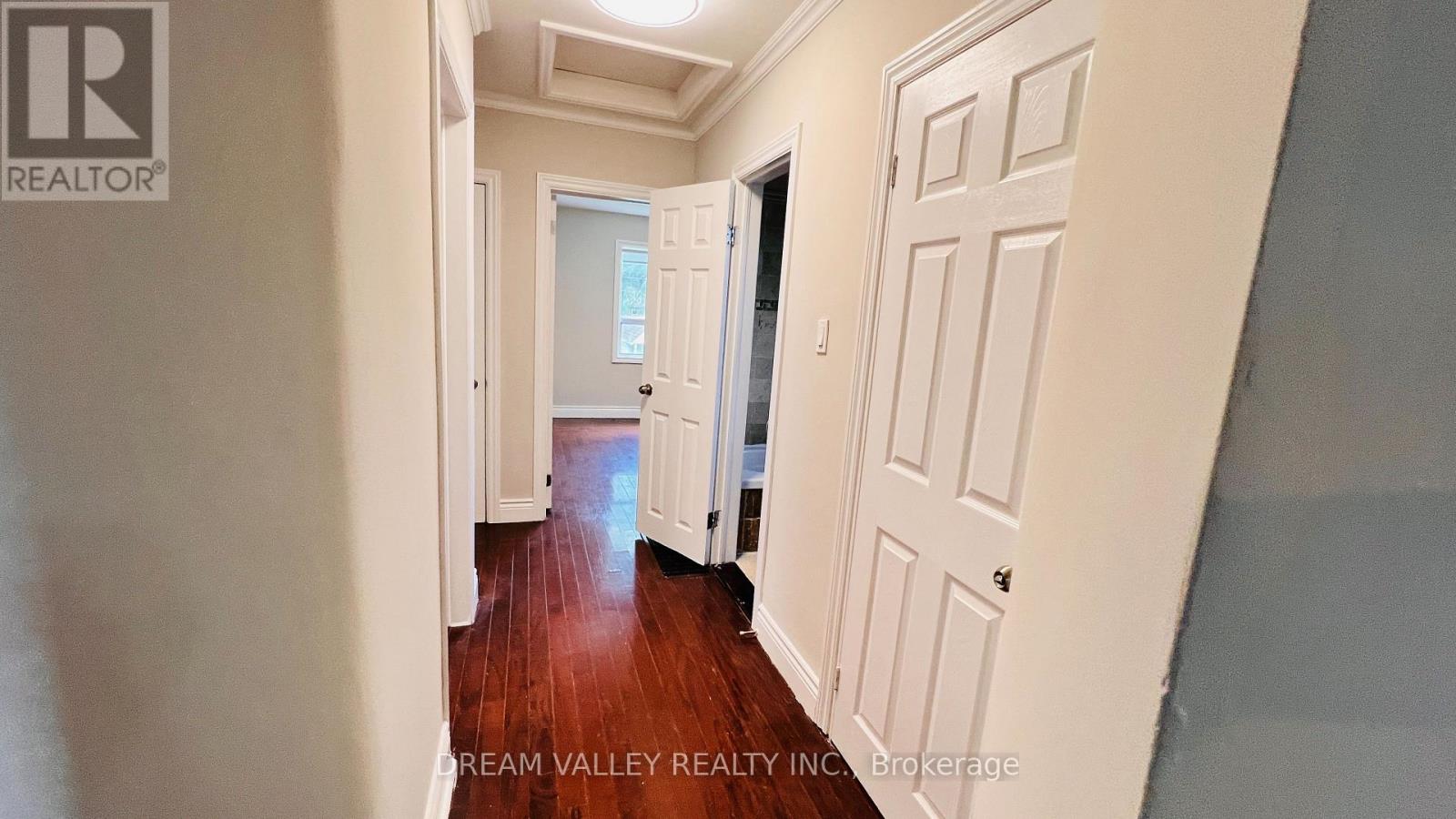 Main - 55 Colonial Avenue, Toronto, Ontario  M1M 2C4 - Photo 18 - E13458730