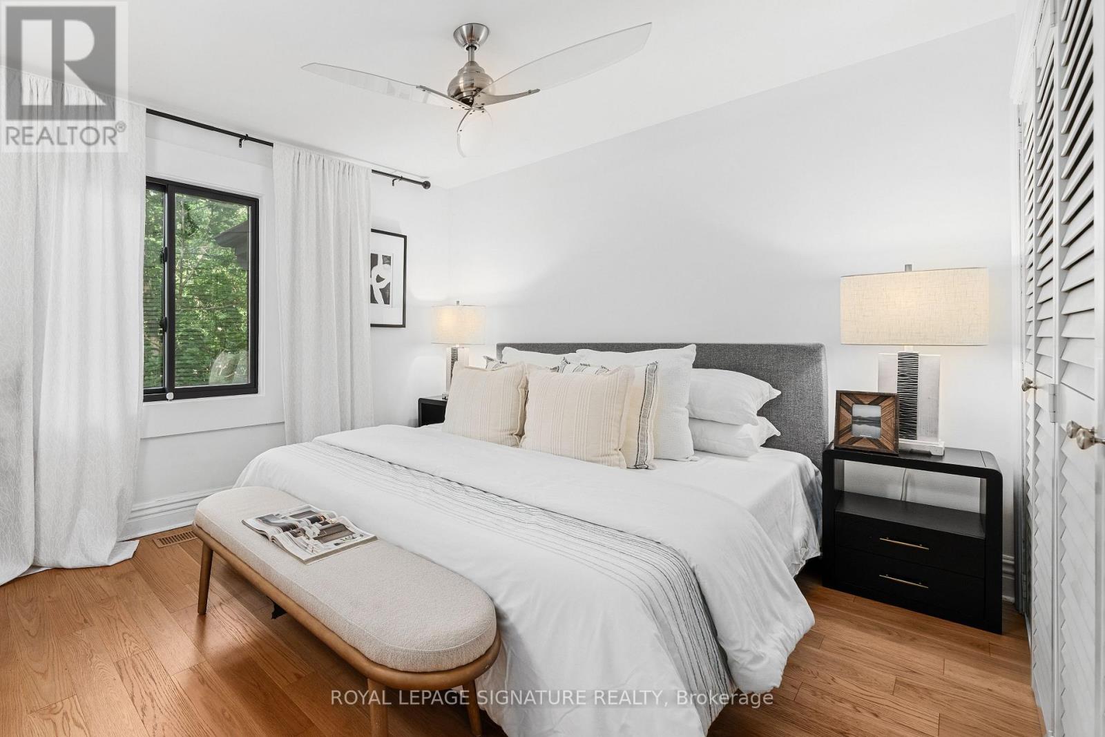 342 Logan Avenue, Toronto, Ontario  M4M 2N7 - Photo 22 - E13460170