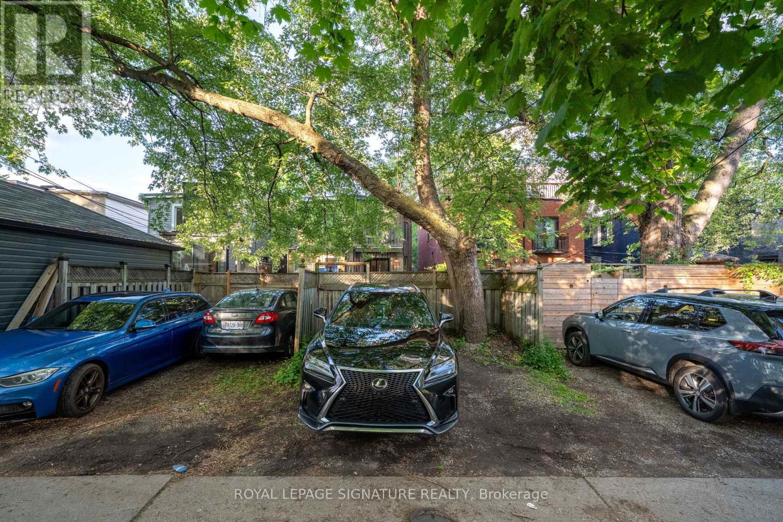 342 Logan Avenue, Toronto, Ontario  M4M 2N7 - Photo 38 - E13460170