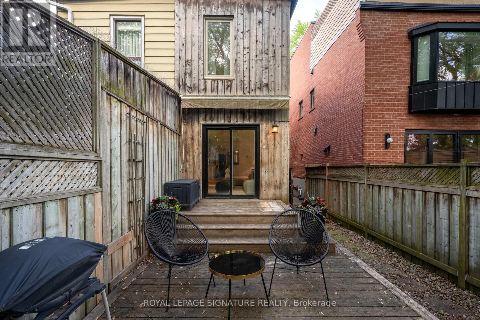 342 Logan Avenue, Toronto, Ontario  M4M 2N7 - Photo 31 - E13460170