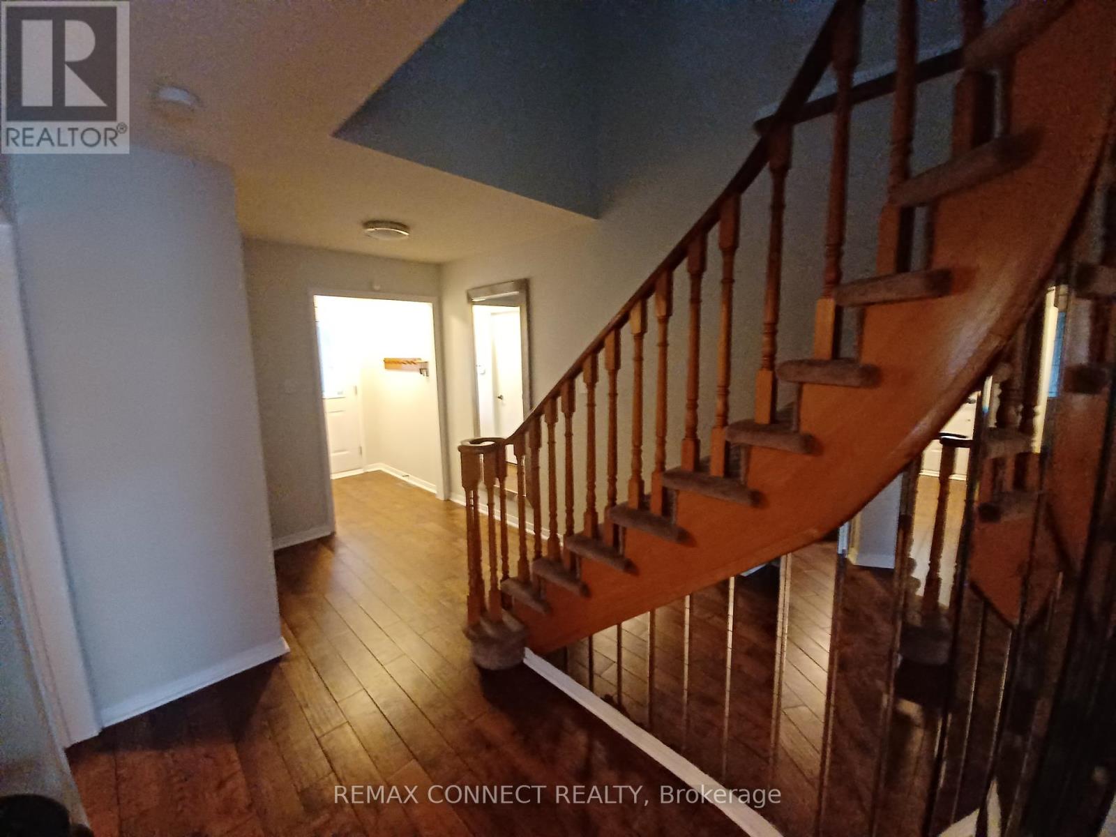 27 Radford Crescent, Markham, Ontario  L3P 4A2 - Photo 5 - N13458726
