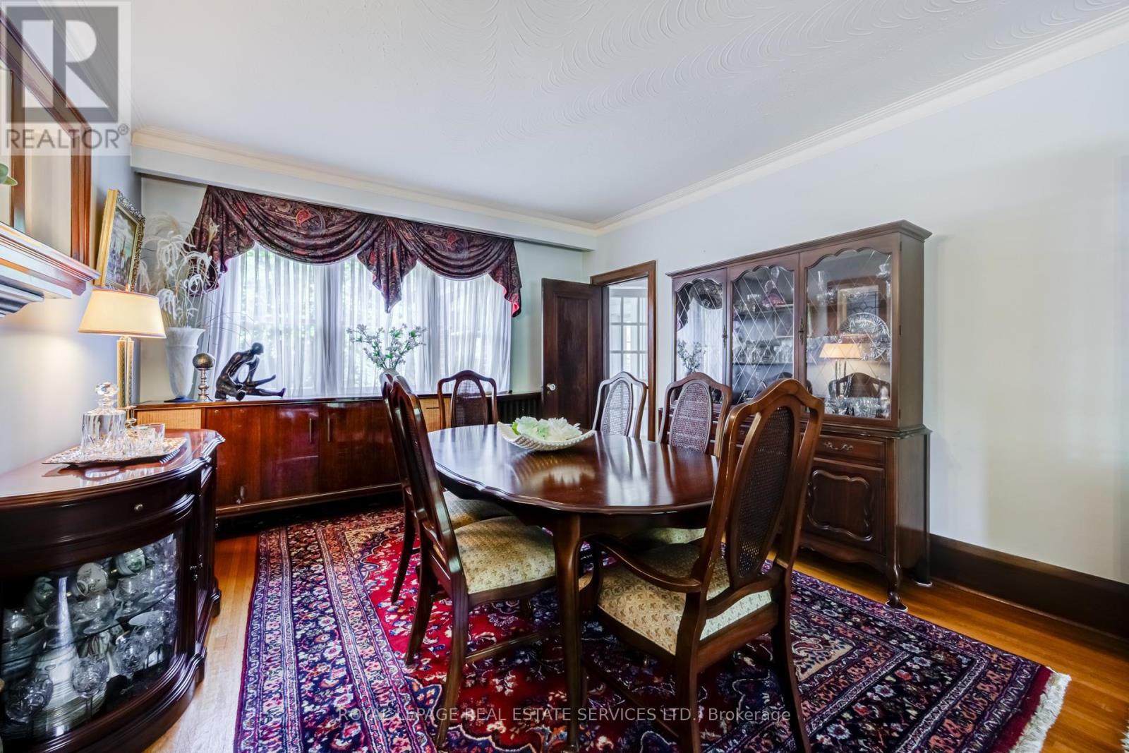 51 Halford Avenue, Toronto, Ontario  M6S 4E9 - Photo 8 - W13458368