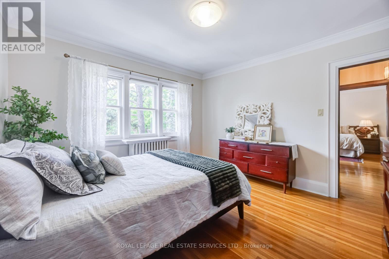 51 Halford Avenue, Toronto, Ontario  M6S 4E9 - Photo 22 - W13458368