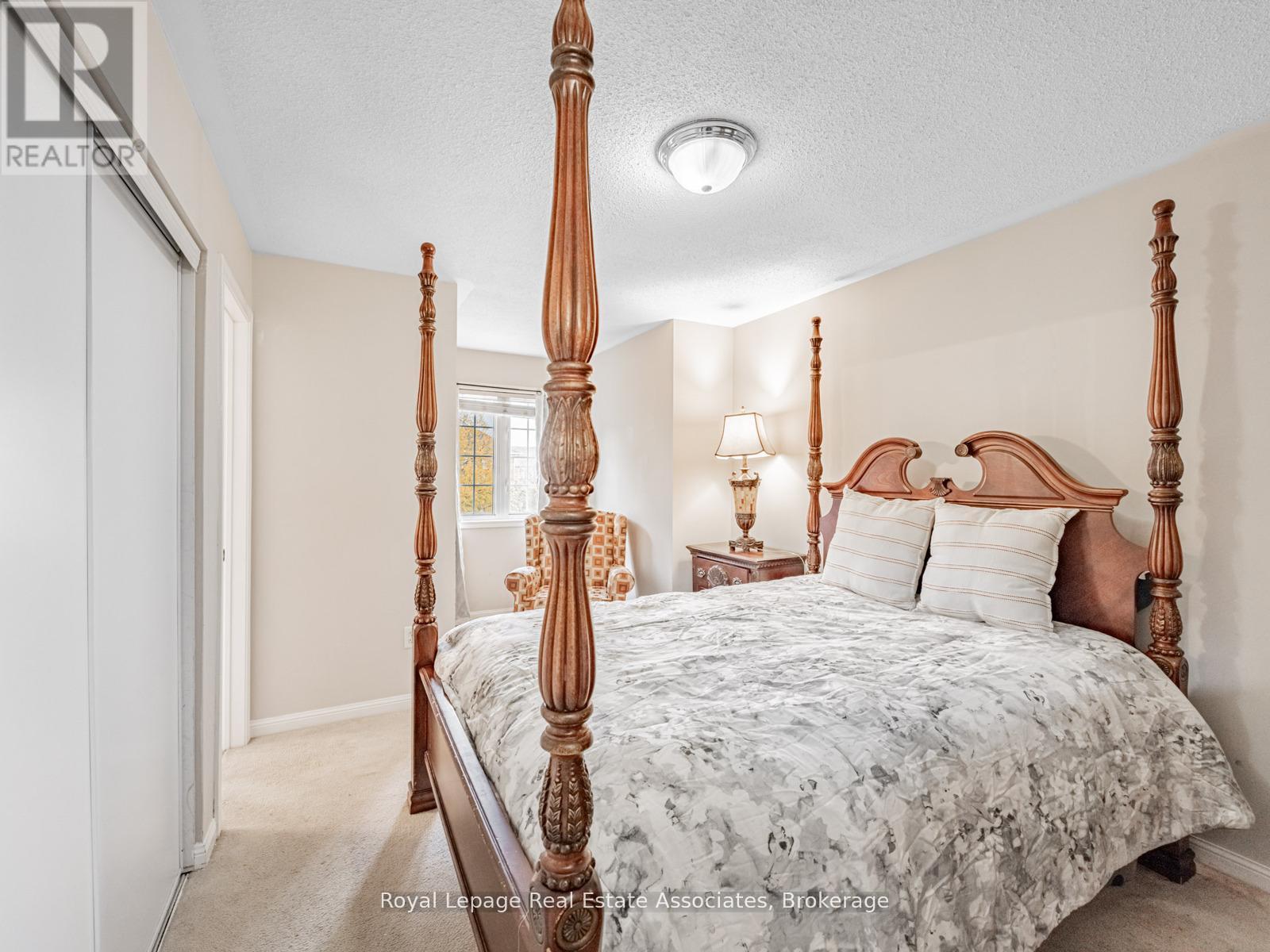 6214 Miriam Way, Mississauga, Ontario  L5N 8J6 - Photo 22 - W12969554