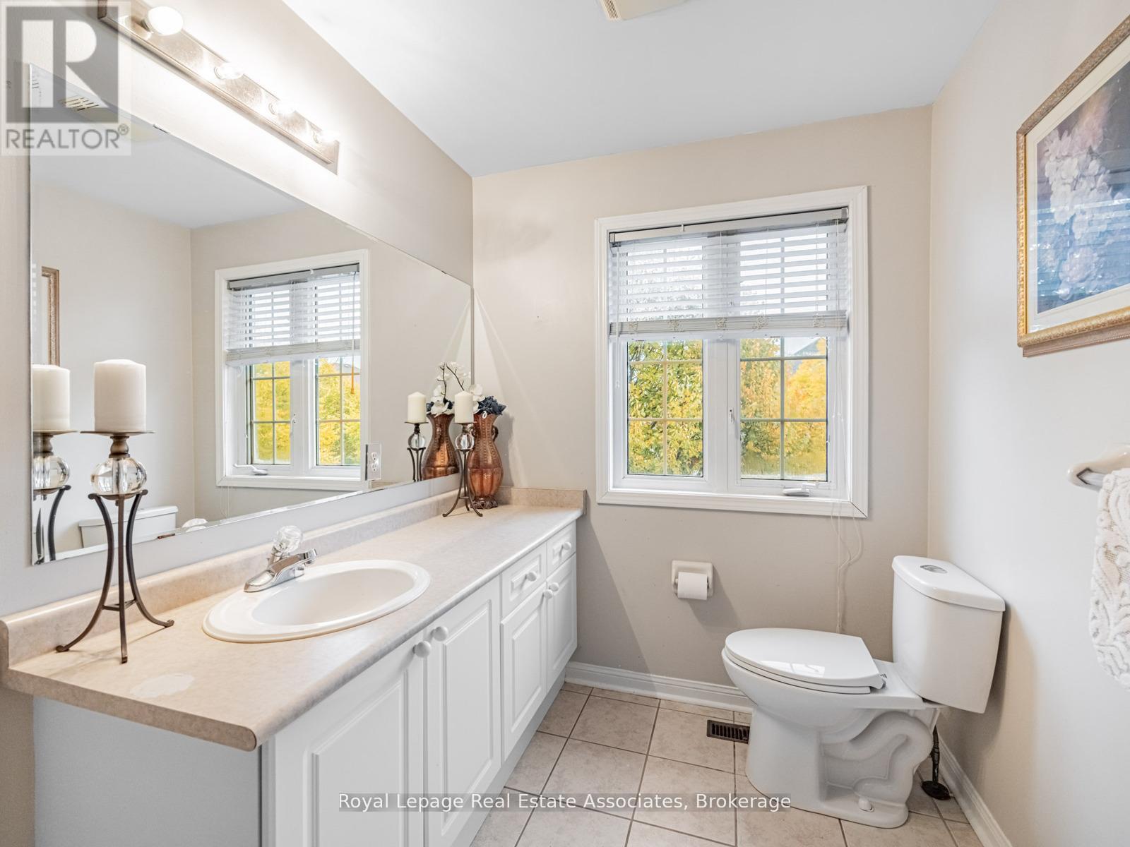 6214 Miriam Way, Mississauga, Ontario  L5N 8J6 - Photo 23 - W12969554