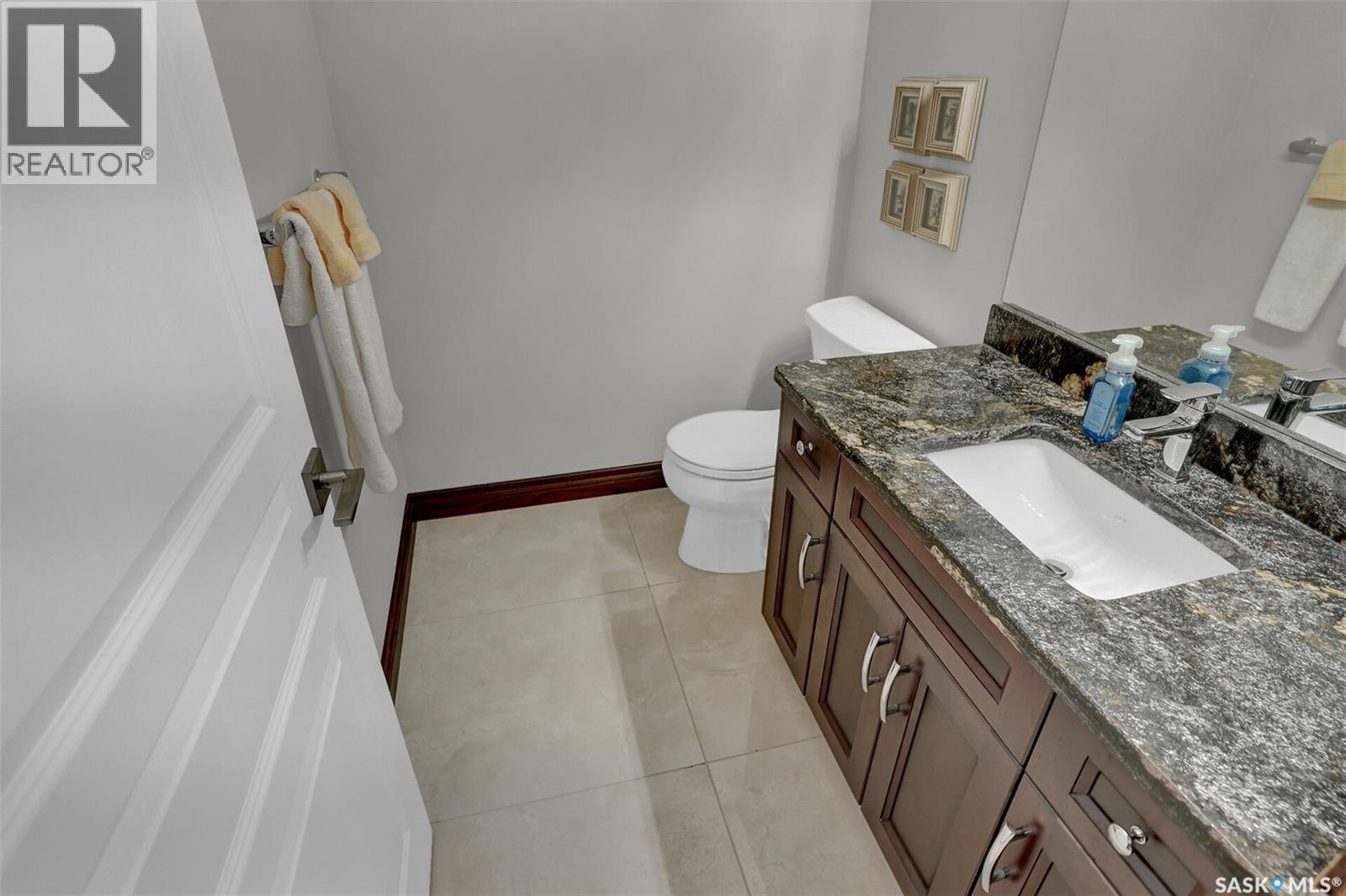 8747 Wascana Gardens Place, Regina, Saskatchewan  S4V 1E8 - Photo 20 - SK037808