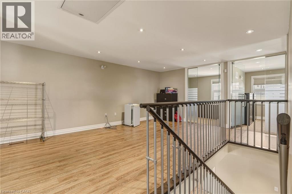 497 Elizabeth Street, Burlington, Ontario  L7R 2M4 - Photo 40 - 40809705