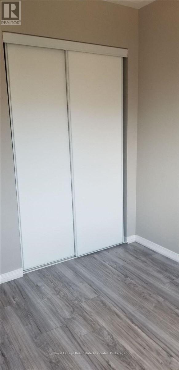 5749 Retreat Street, Mississauga, Ontario  L5R 0B5 - Photo 11 - W13415710