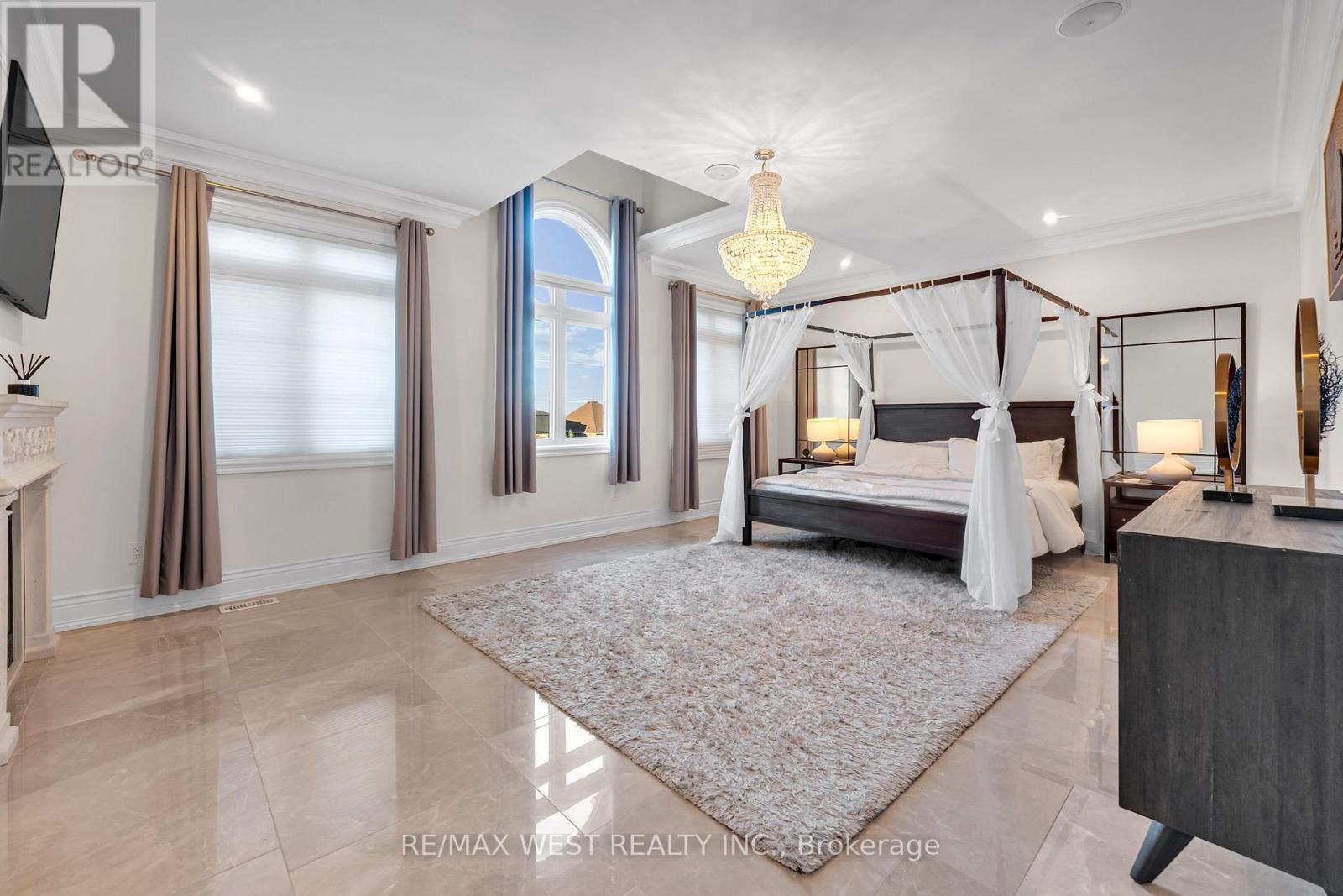 9 Interlacken Drive, Brampton, Ontario  L6X 0Y1 - Photo 19 - W13458704