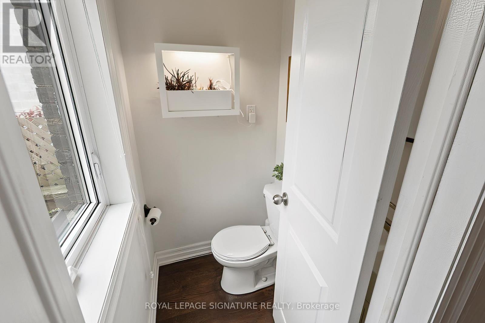 174 Yarmouth Road, Toronto, Ontario  M6G 1X4 - Photo 43 - W13458676