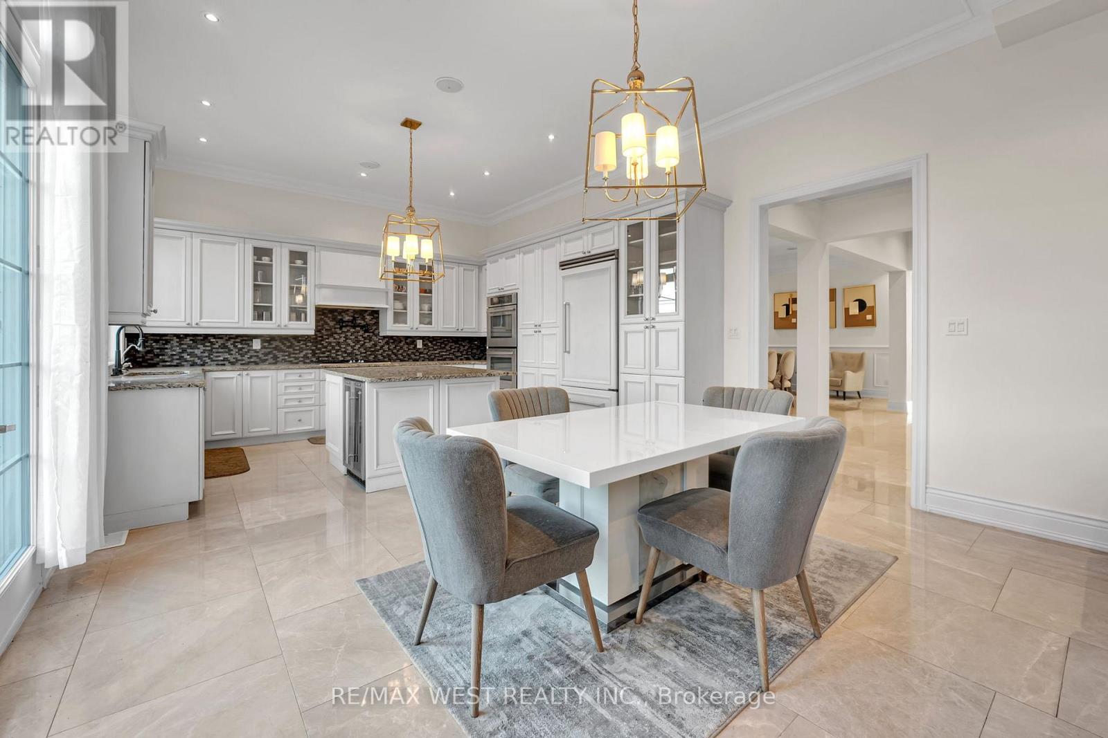 9 Interlacken Drive, Brampton, Ontario  L6X 0Y1 - Photo 13 - W13458704