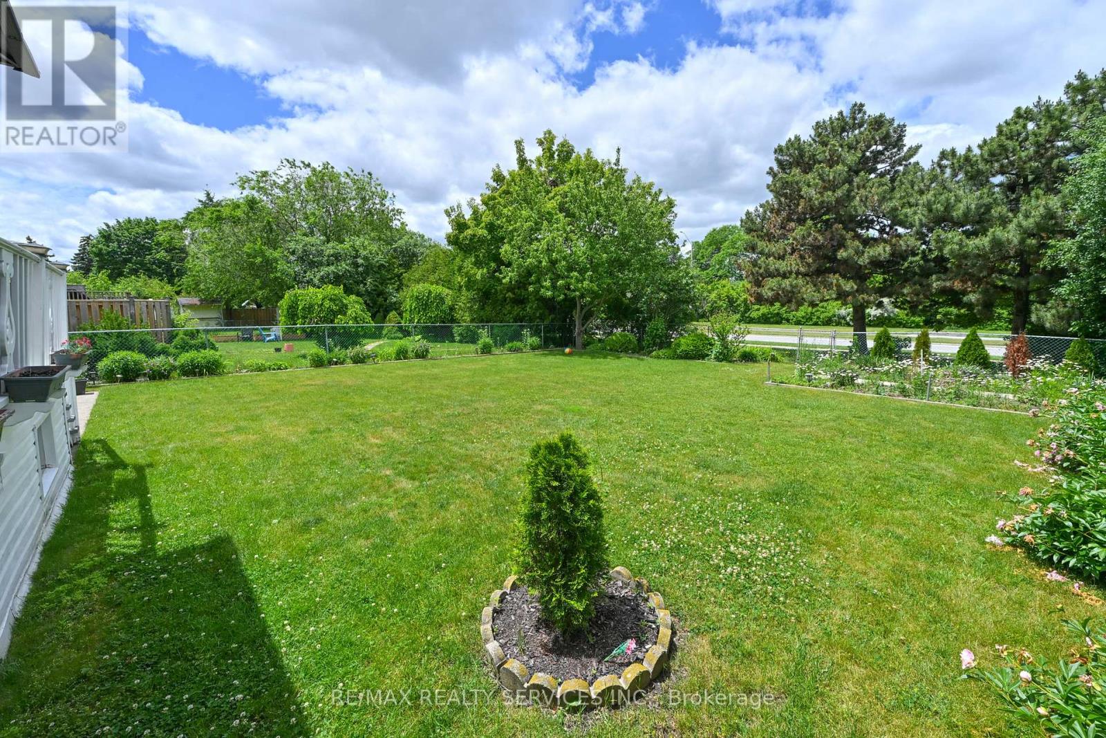 47 Grassington Crescent, Brampton, Ontario  L6S 1Z5 - Photo 23 - W13458706