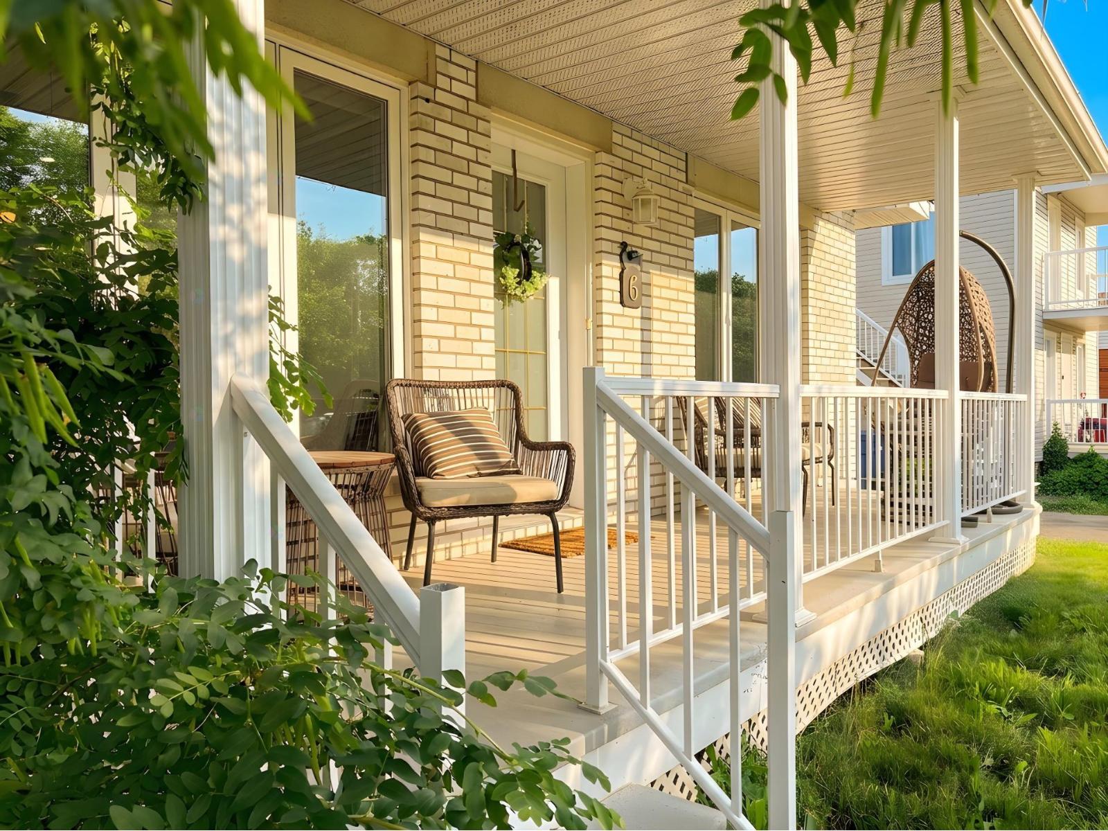 6 Rue Potvin-Lazure Saint-Rémi Quebec Canada J0L2L0 3