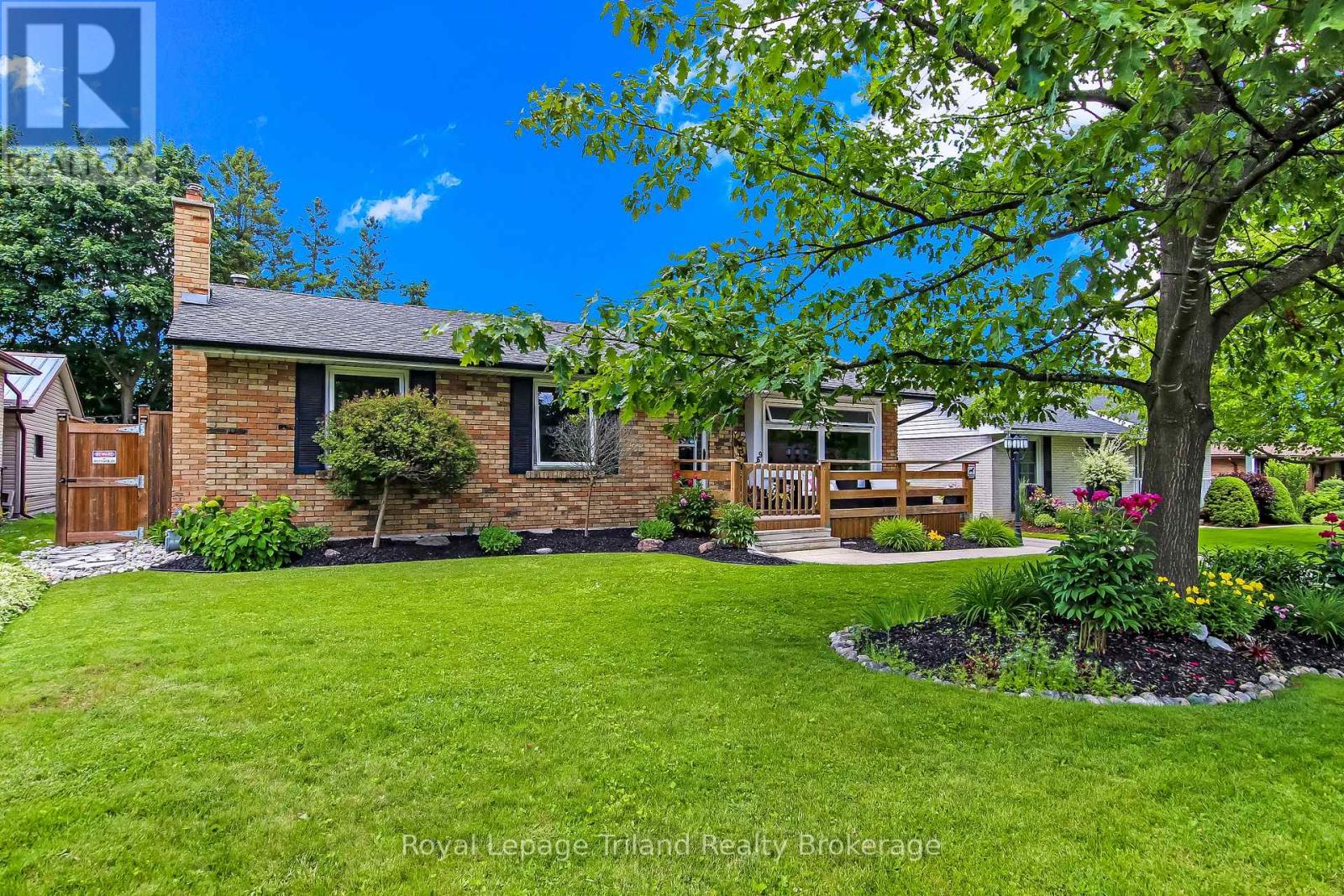 789 Gladstone Drive, Woodstock, Ontario  N4S 5T3 - Photo 2 - X13458632