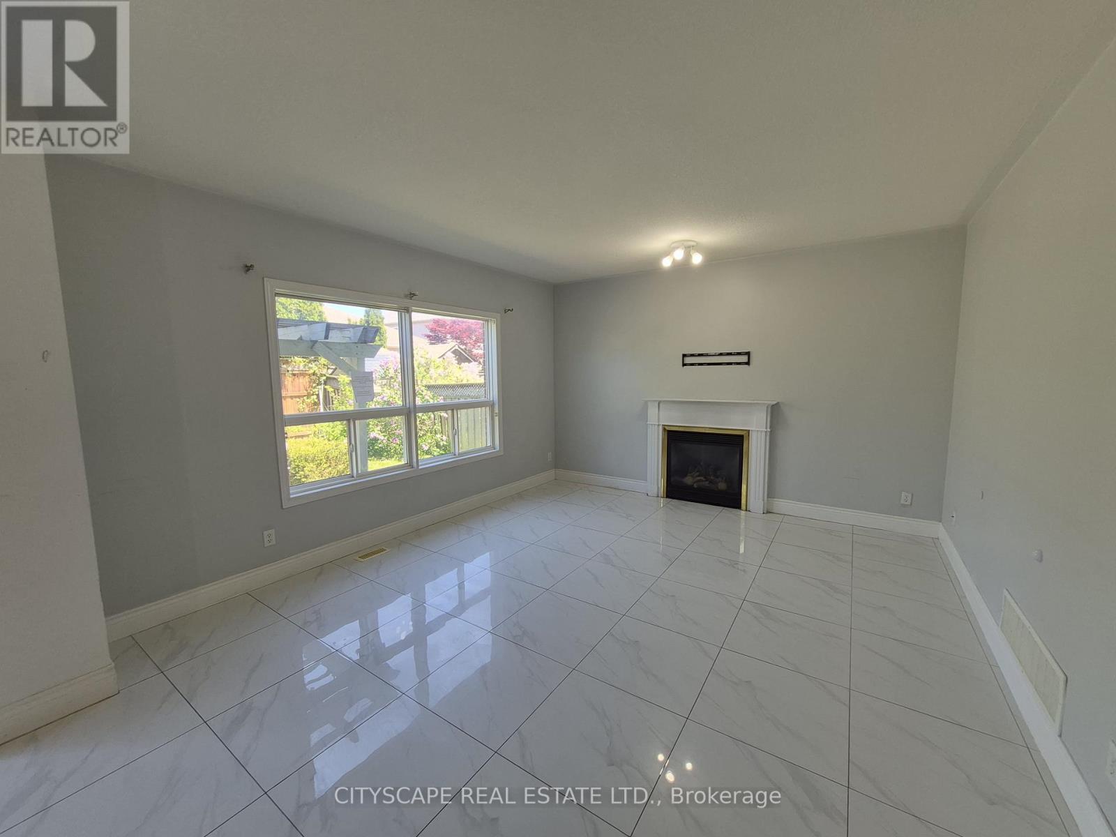 211 Sims Estate Drive, Kitchener, Ontario  N2A 4L2 - Photo 15 - X13456354
