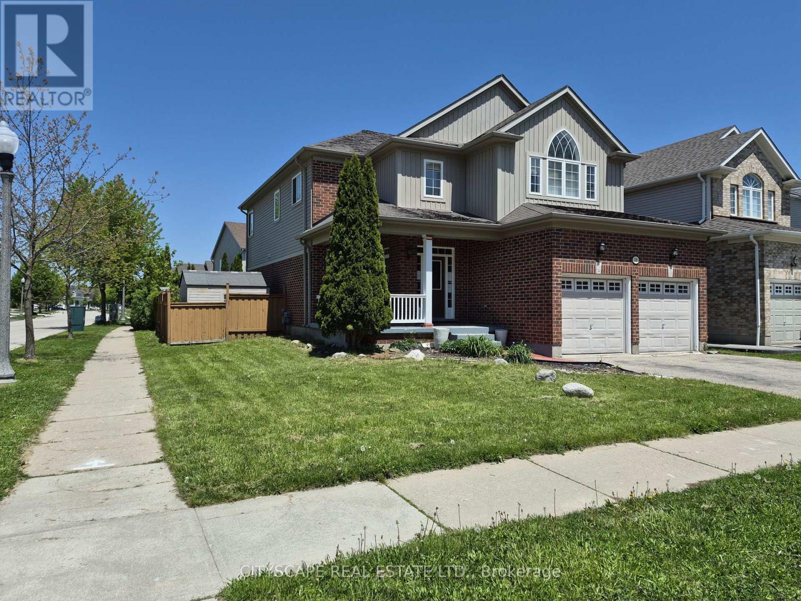 211 Sims Estate Drive, Kitchener, Ontario  N2A 4L2 - Photo 2 - X13456354