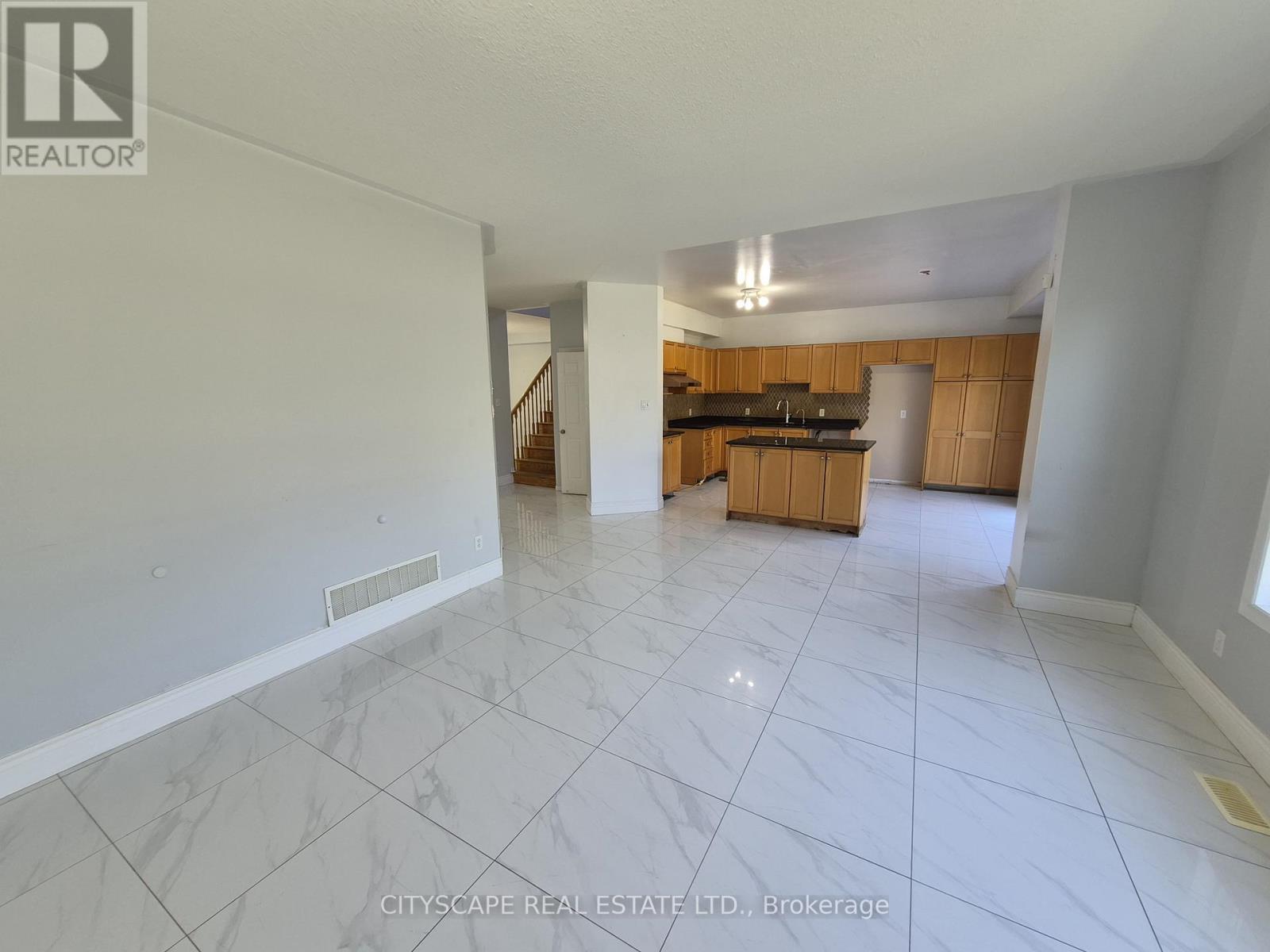 211 Sims Estate Drive, Kitchener, Ontario  N2A 4L2 - Photo 12 - X13456354