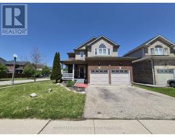 211 SIMS ESTATE DRIVE, Kitchener, Ontario