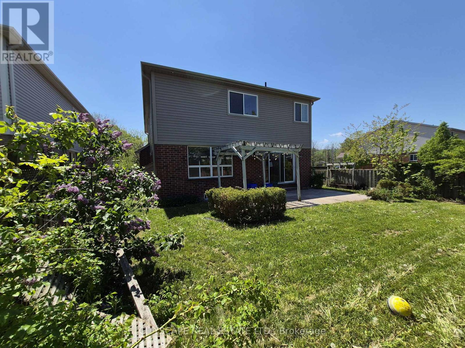 211 Sims Estate Drive, Kitchener, Ontario  N2A 4L2 - Photo 37 - X13456354