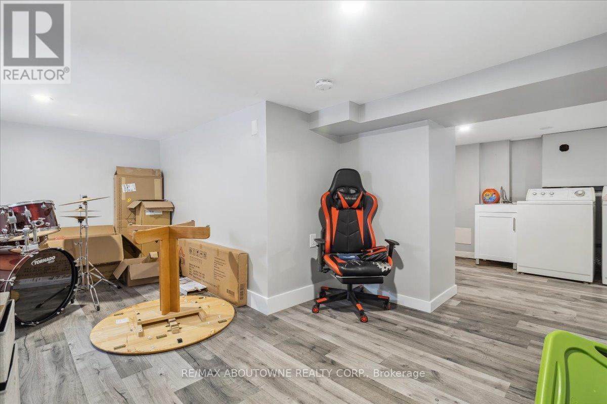26 Vine Street, St. Catharines, Ontario  L2M 4T2 - Photo 39 - X13458552