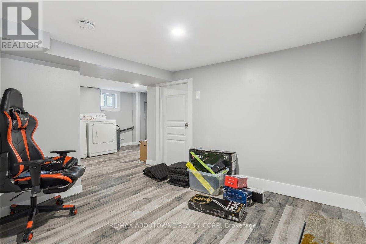 26 Vine Street, St. Catharines, Ontario  L2M 4T2 - Photo 40 - X13458552