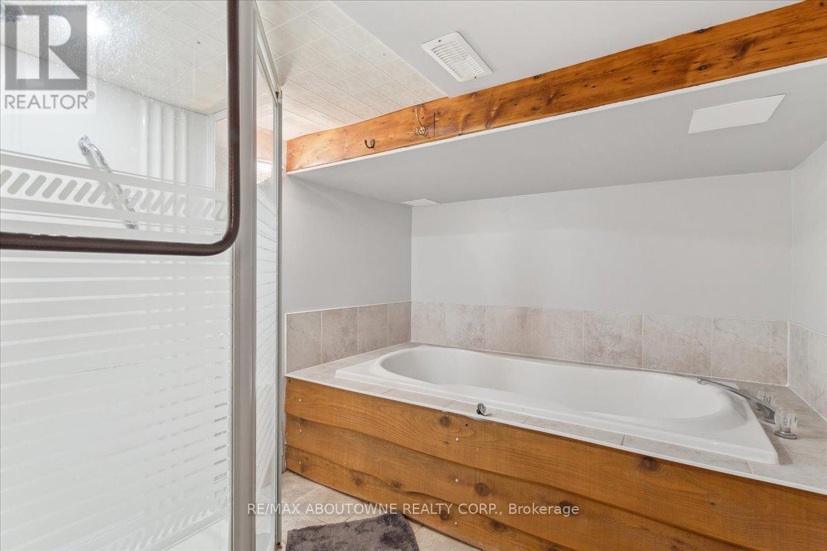 26 Vine Street, St. Catharines, Ontario  L2M 4T2 - Photo 42 - X13458552