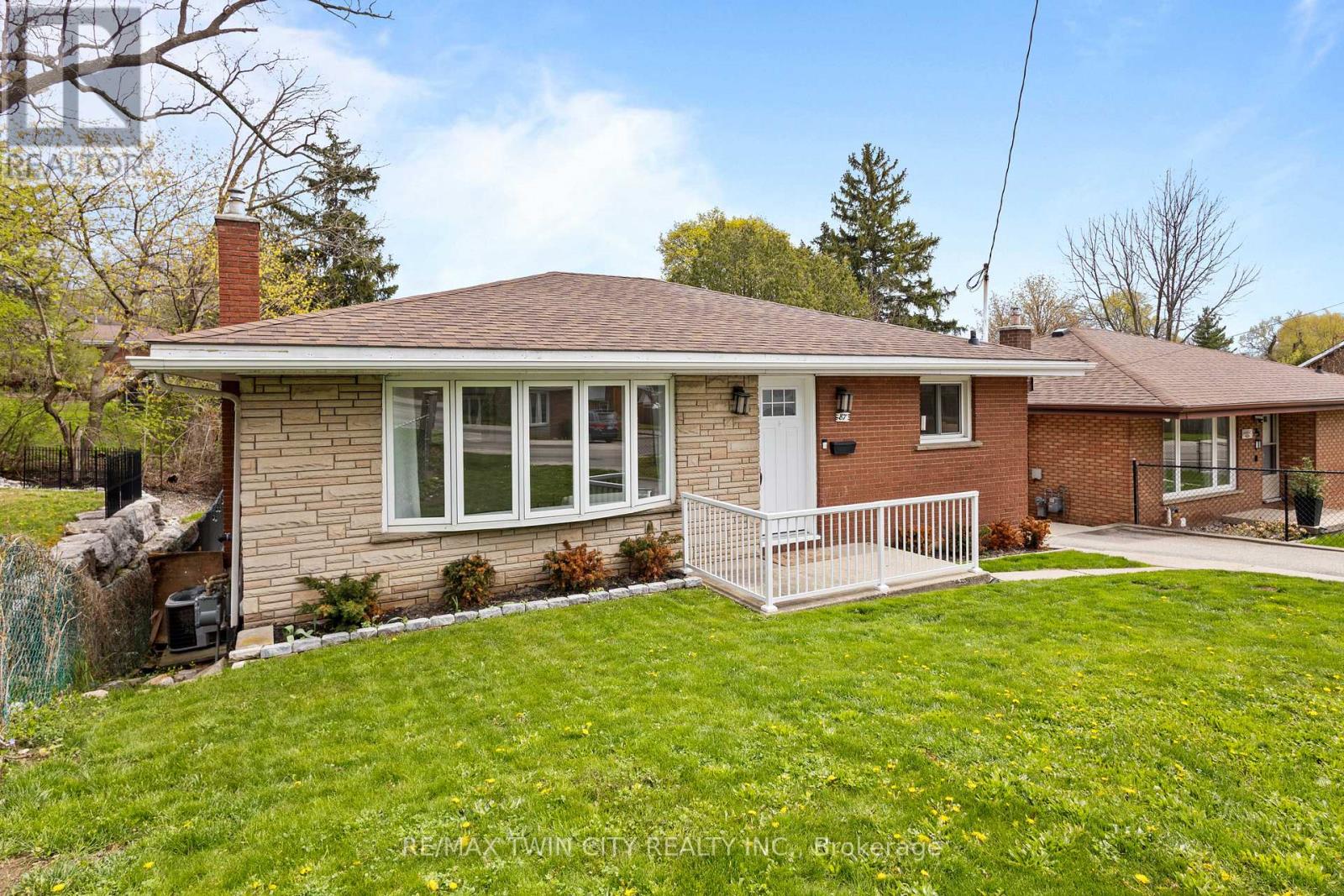 87 St Paul Avenue, Brantford, Ontario  N3T 4G1 - Photo 4 - X13458608